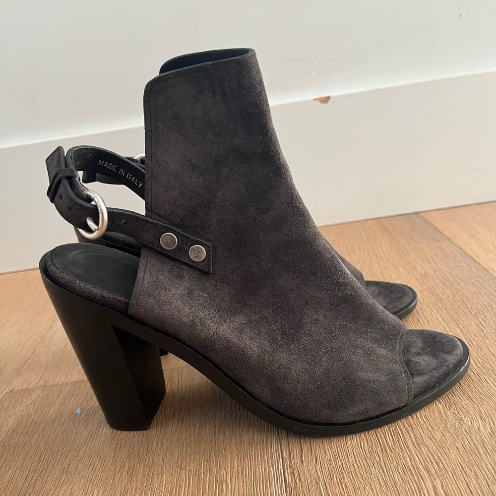 Rag & Bone dk grey suede heels sz 39 (US 8.5)